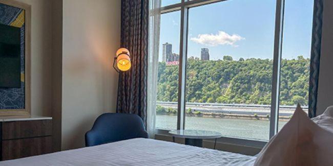 The Landing Hotel At Rivers Casino Pittsburgh Exterior foto